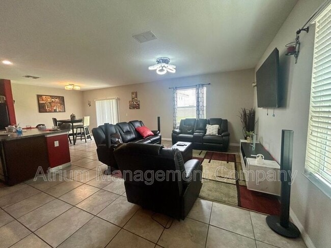 Building Photo - 17345 White Mangrove Dr