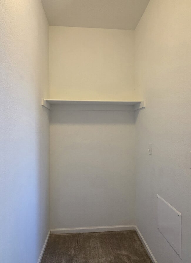 Building Photo - 25606 E Bayaud Ave