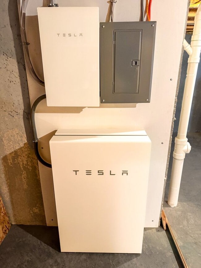 Building Photo - 1139 Cathedral Point Dr