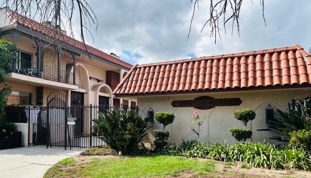 Building Photo - 5477 Nestle Ave