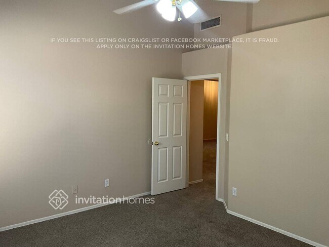 Building Photo - 8370 W Salter Dr