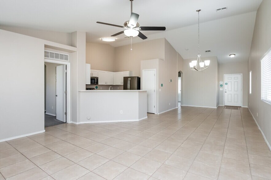 Building Photo - 4882 E Meadow Mist Ln
