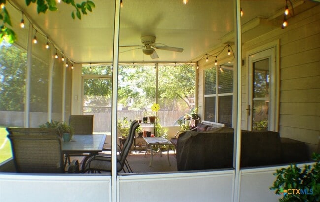 Building Photo - 1715 Mountain Brook