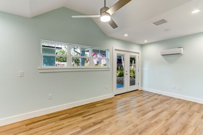 Building Photo - Amelia Island Cottage