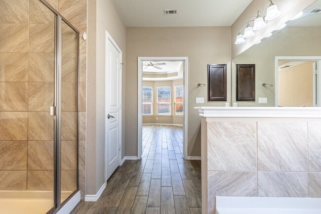 Building Photo - 27527 Paseo Mesa