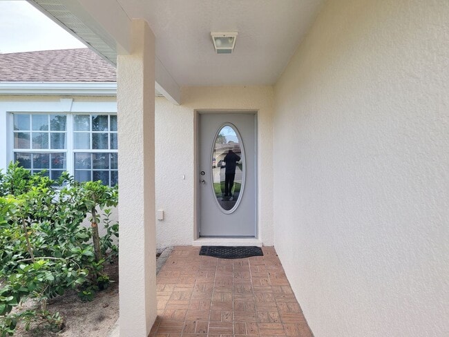 Building Photo - 3/2/2 Rental Home located centrally in Spring Hill FL 34609