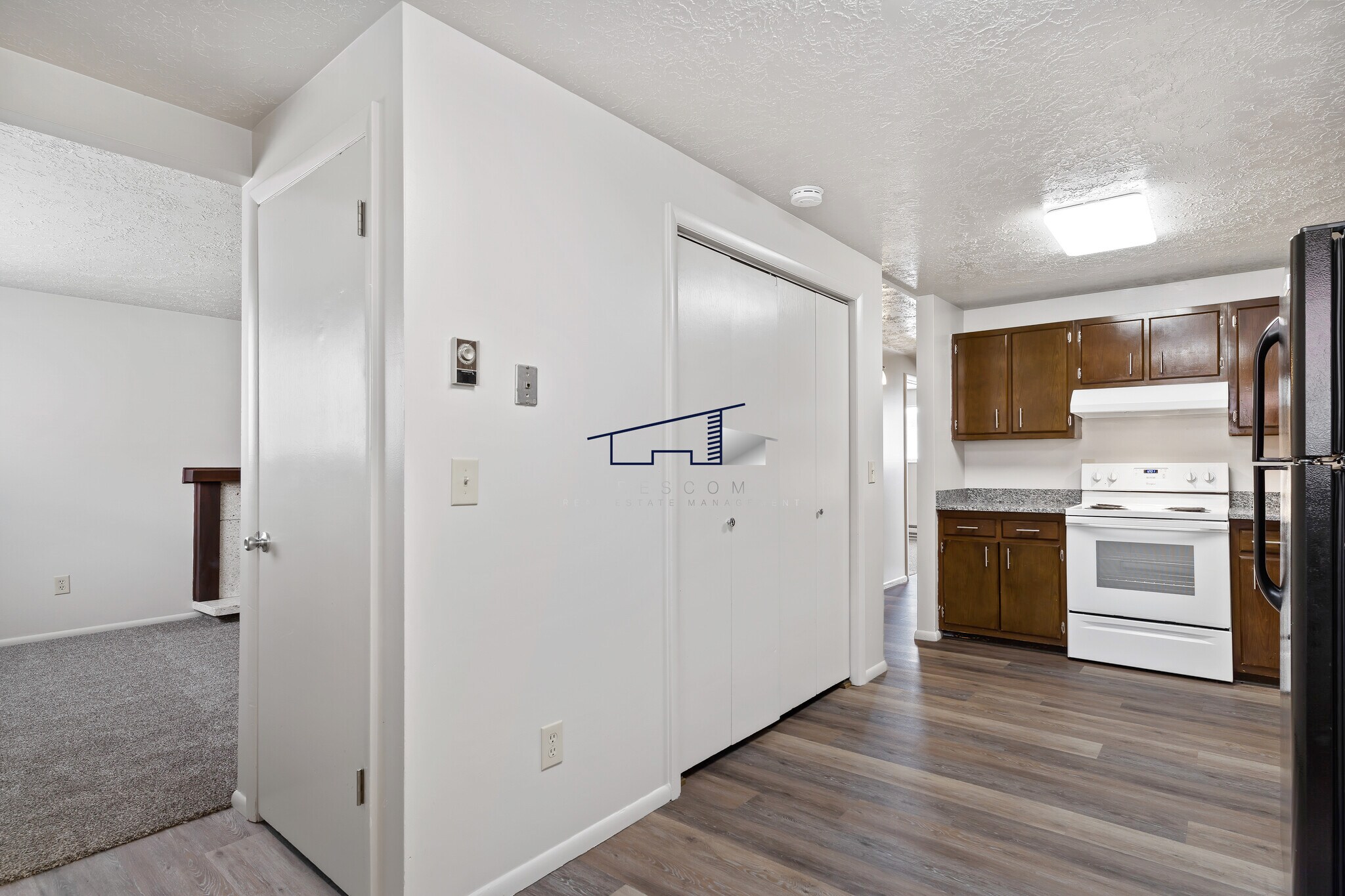 Building Photo - 5858 S 2000 W