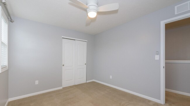 Building Photo - Beautiful House- Perfect for an Executive ...