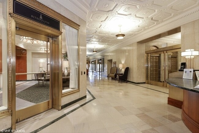 Building Photo - 310 S Michigan Ave