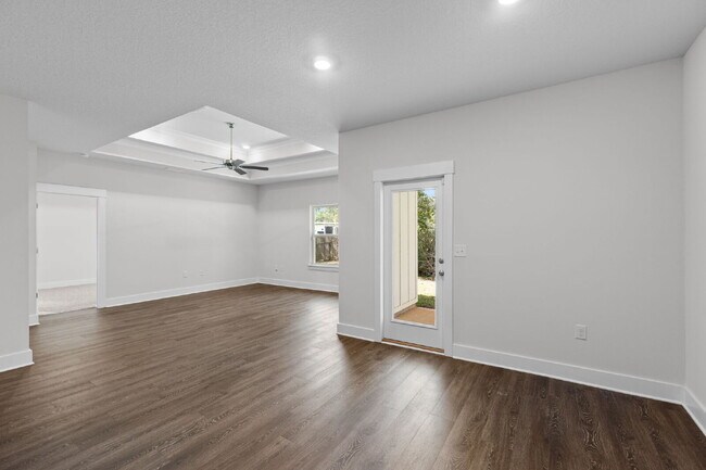 Building Photo - 1905 Noleka Ct