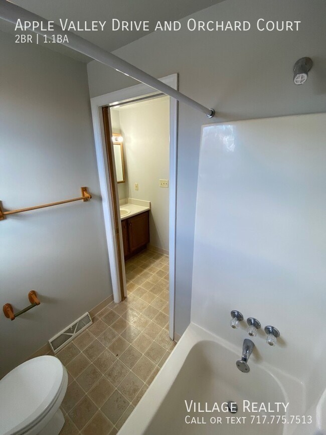 Building Photo - 502 Orchard Ct