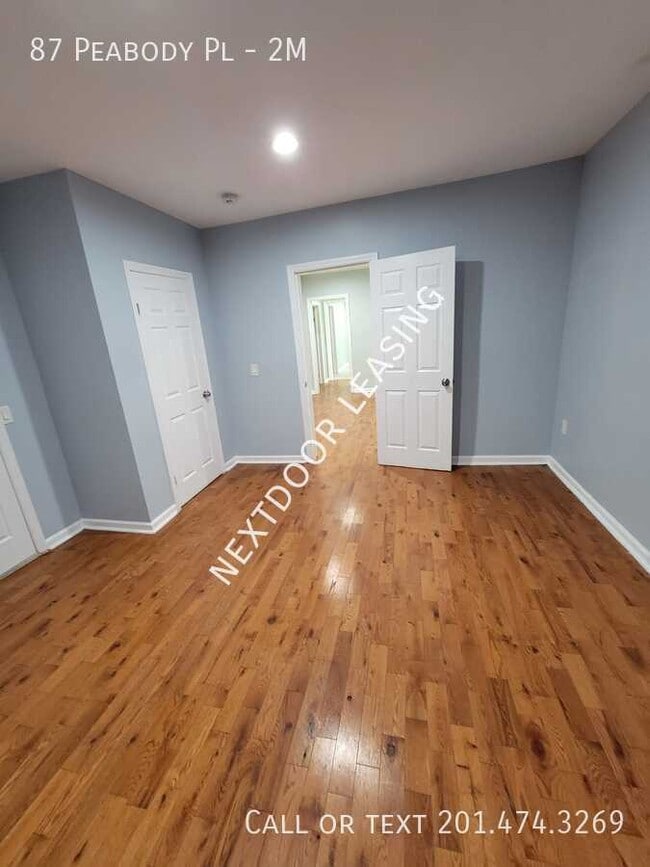 Building Photo - 87 Peabody Pl