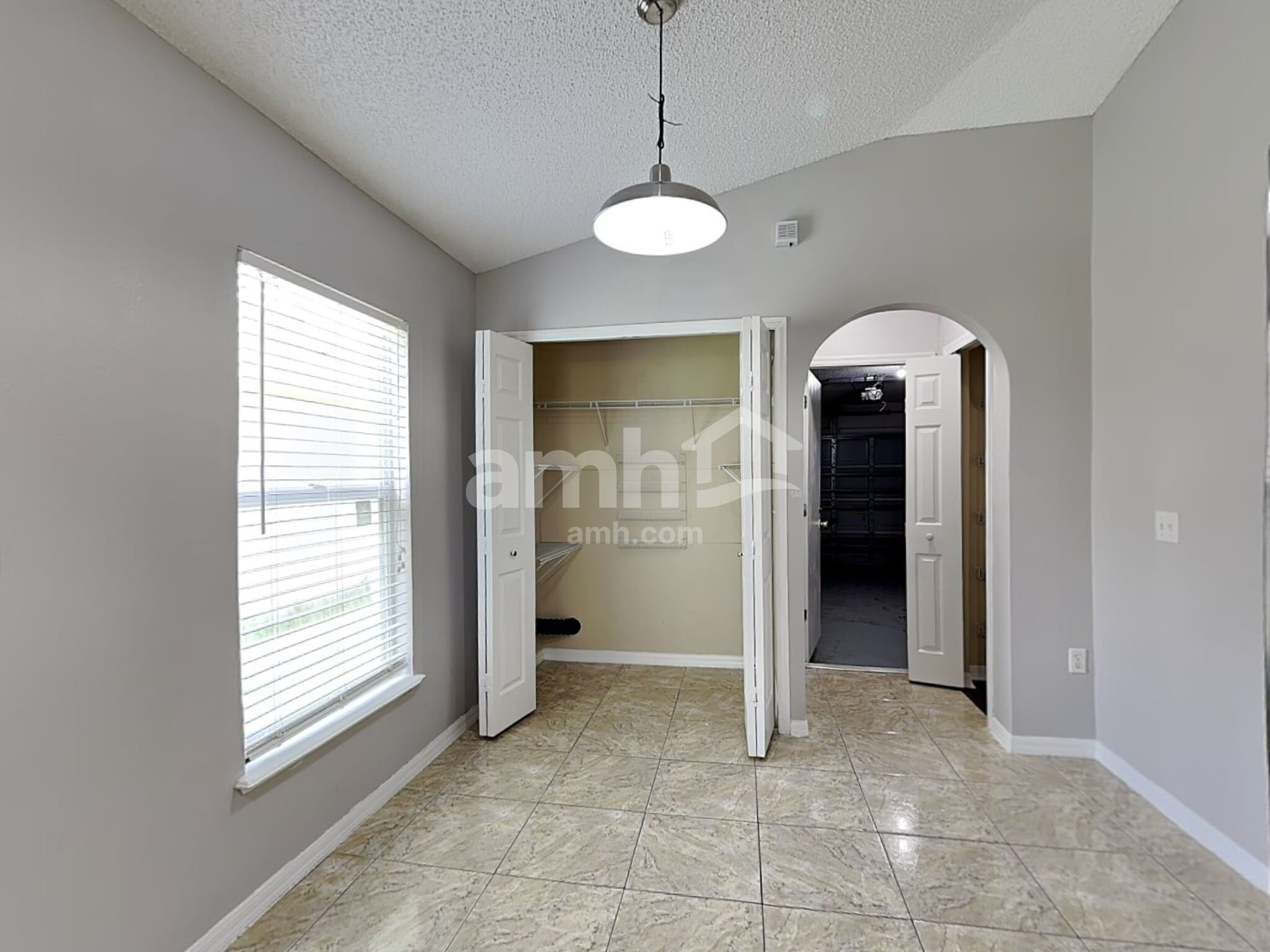Building Photo - 16918 Corner Hill Ct