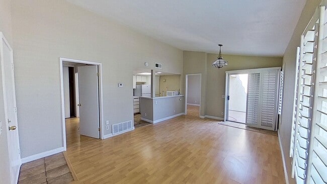 Building Photo - 26131 La Real Ln