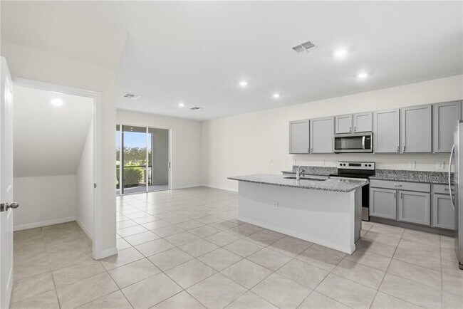 Building Photo - 17534 Crescent Moon Lp