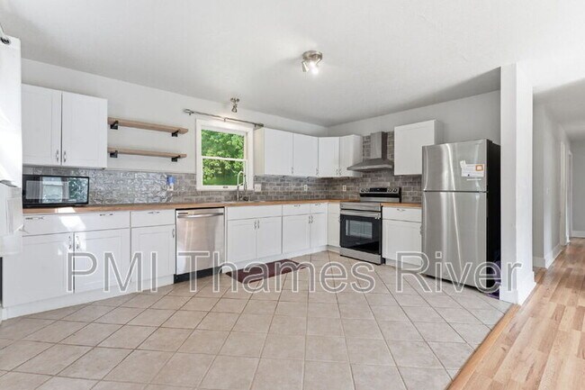 Building Photo - 33 Lodus Ct