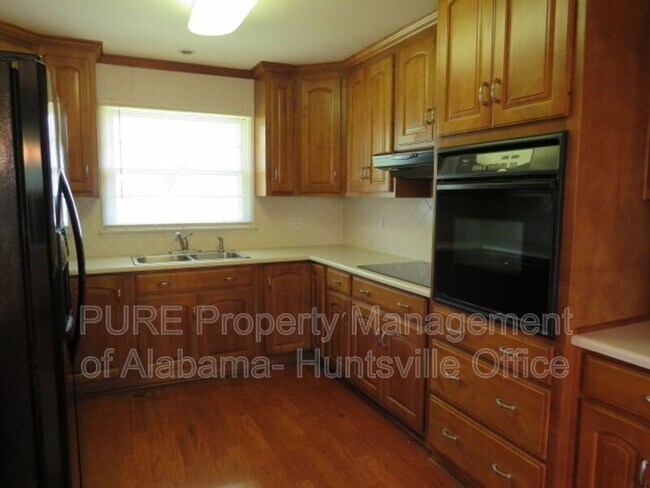 Building Photo - 4700 Sparkman Dr NW