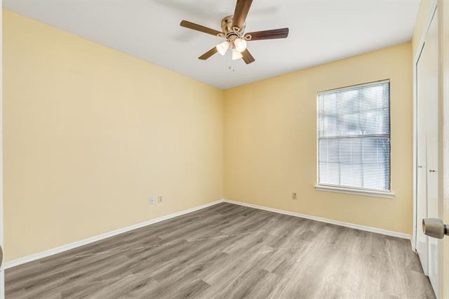 Building Photo - 134 London Ln