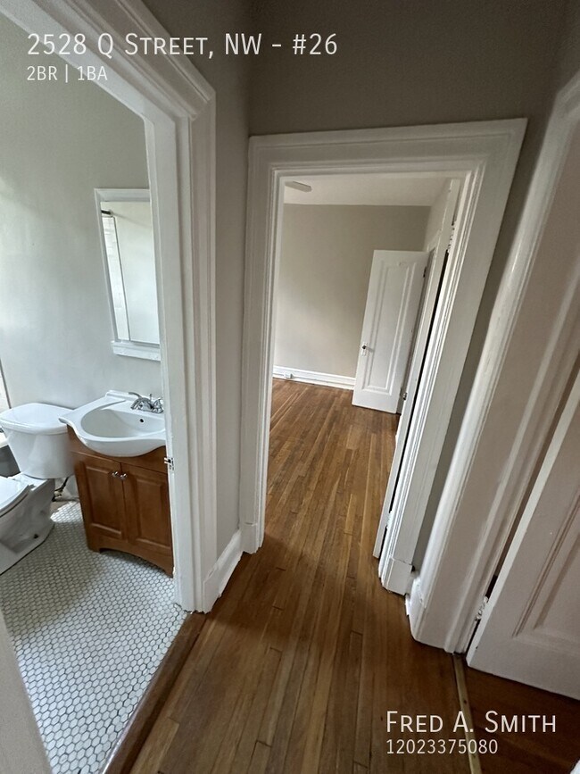 Building Photo - 2528 Q St NW