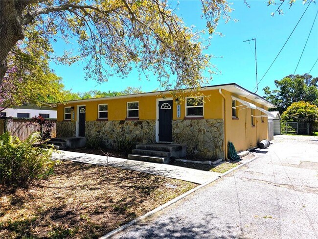 Building Photo - 5616 27th Ave S