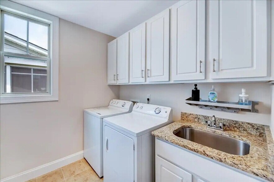 Building Photo - 1708 Hemby Ridge Ln