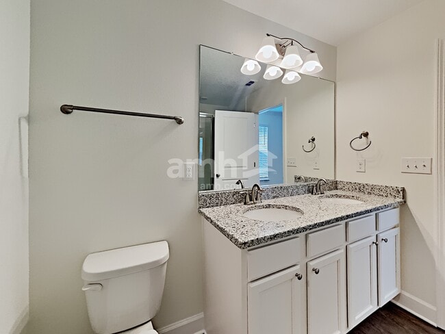 Building Photo - 4604 Birdsong Dr