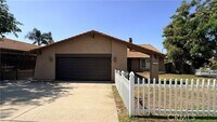 Building Photo - 10275 Banyan St