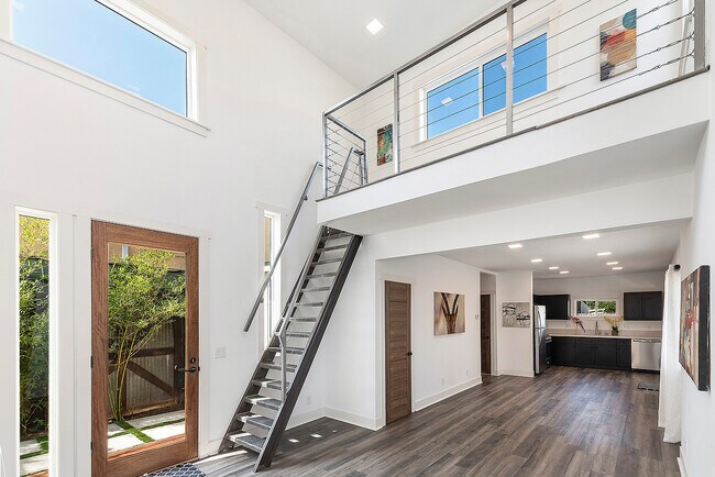 Building Photo - 2522 Gleason Ave