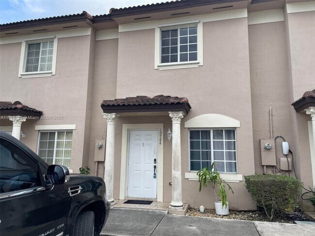 Primary Photo - 13744 SW 169th Ln