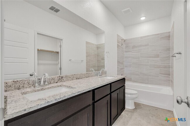 Building Photo - 3902 American Elm Dr