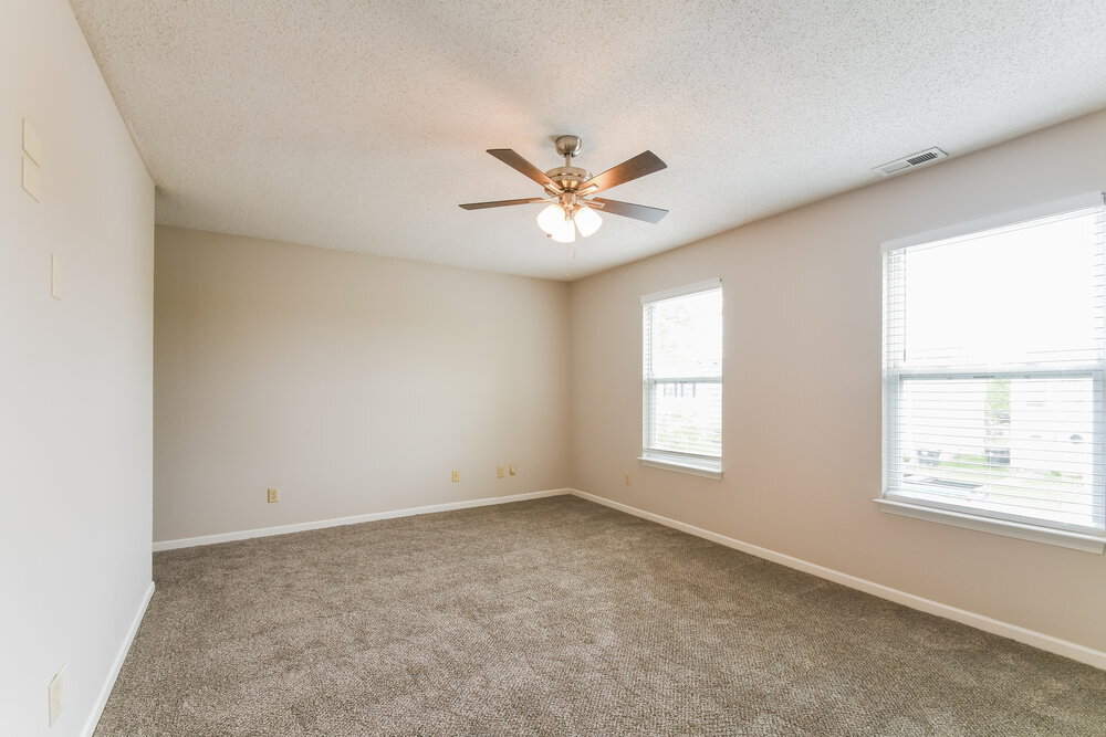 Building Photo - 2150 Summer Breeze Way