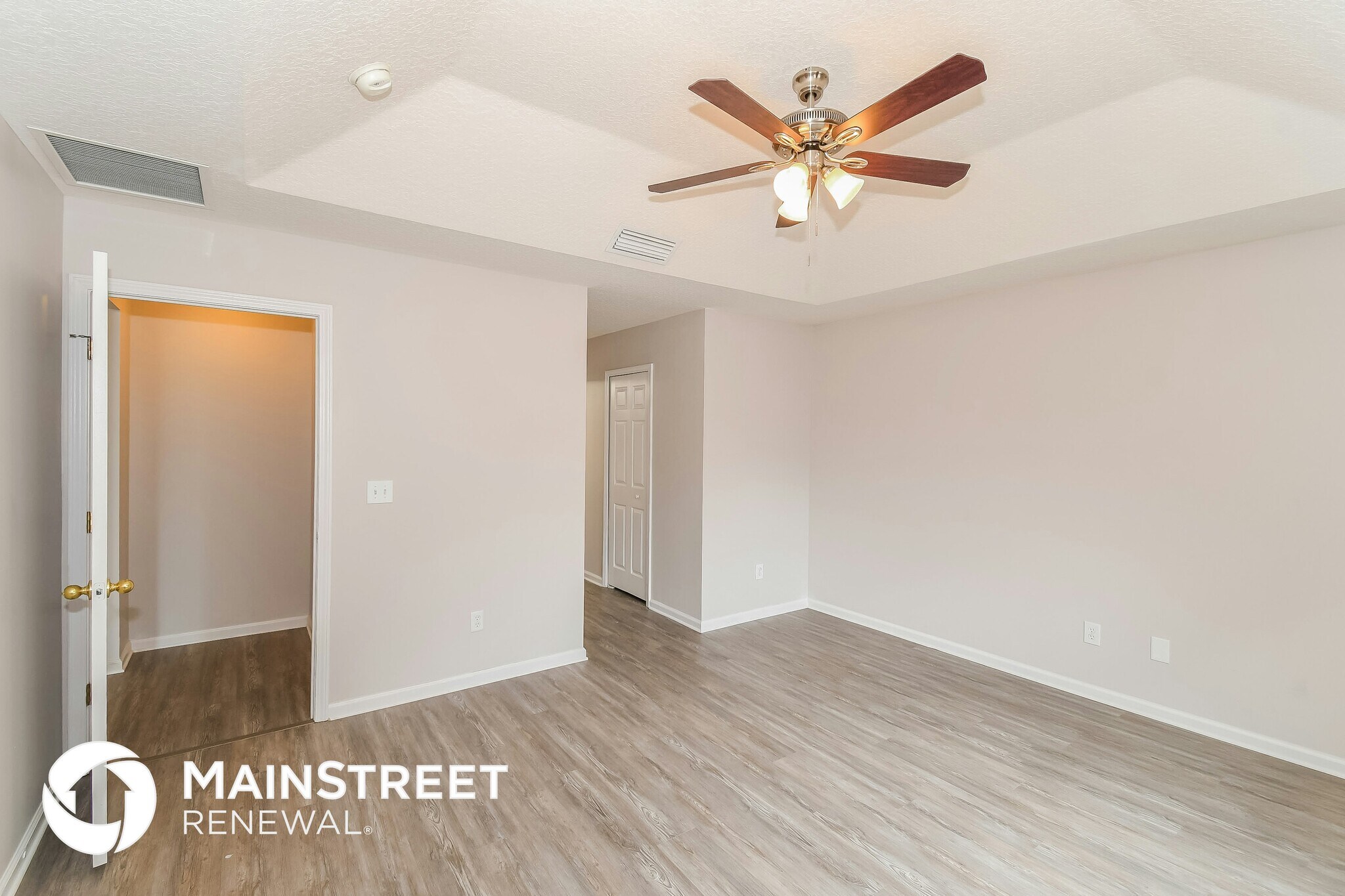 Building Photo - 14061 Red Rock Lake Dr