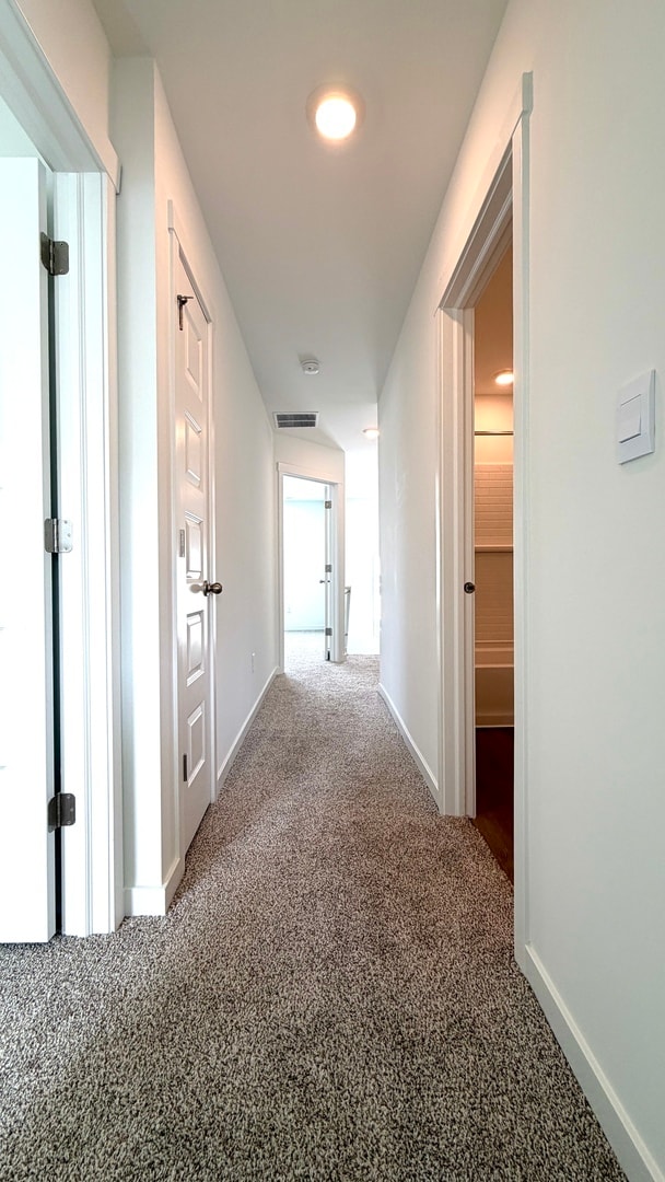 Building Photo - 863 Briar Gln Ct