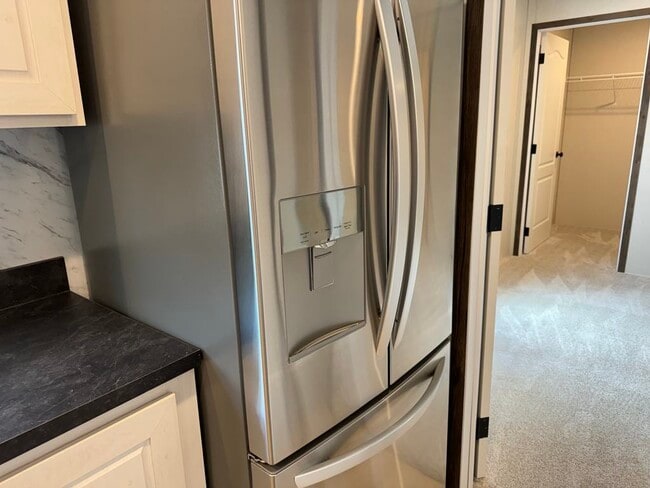 Building Photo - 48579 Leafdale Ct