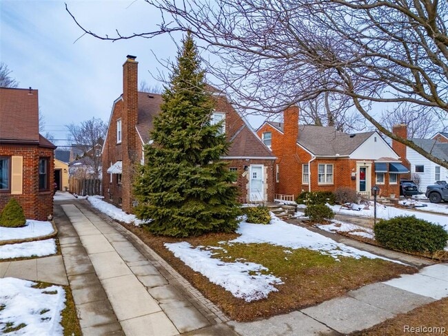 Building Photo - 2045 N Elizabeth St