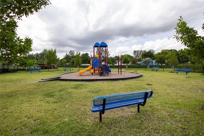 Building Photo - 2388 NW 130th Ter