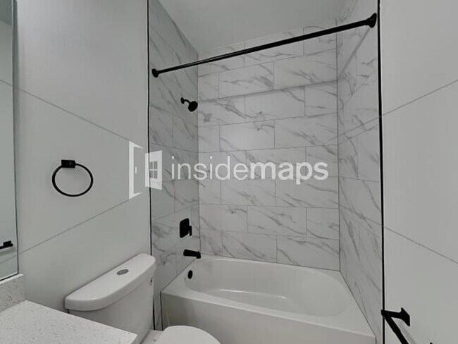 Building Photo - 1131 Abrams Blvd