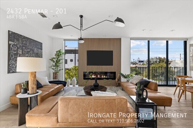 Building Photo - 2432 Penmar-201