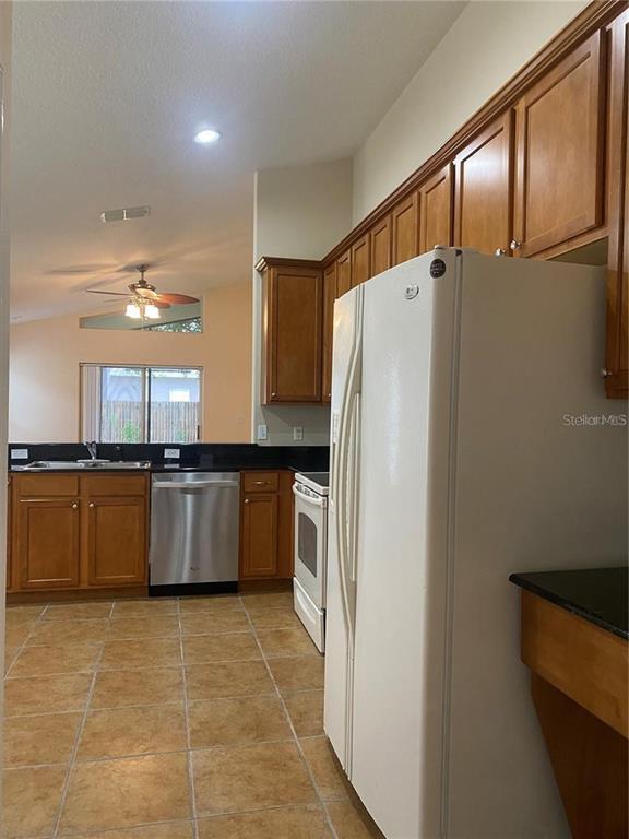 Building Photo - 10007 Doriath Cir