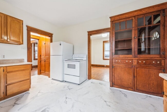 Building Photo - Unbeatable 3 bedroom home in Greensburg available April 1!