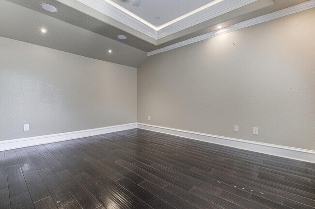 Building Photo - 1917 Lakecliff Hills Ln