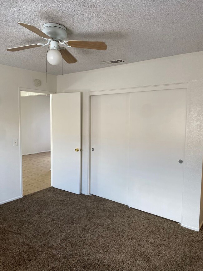 Building Photo - 2154 Woodberry Ave