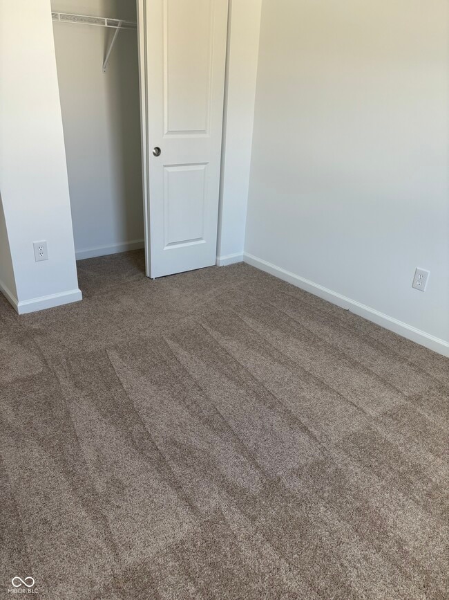 Building Photo - 2825 Moonstone St