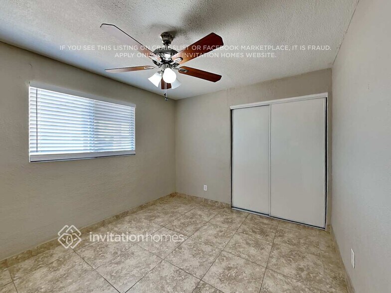 Building Photo - 2211 W Palo Verde Dr