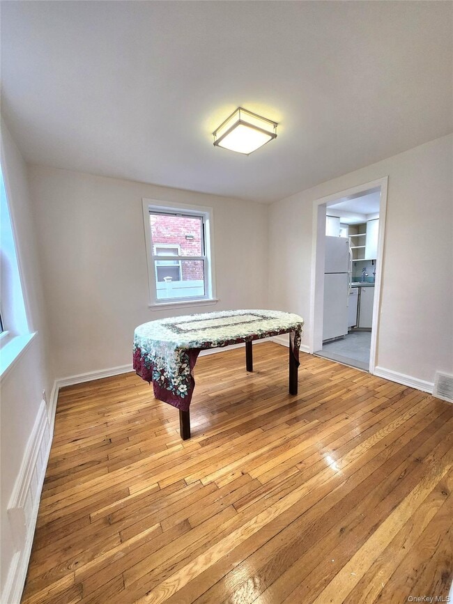 Building Photo - 306 Beebe Rd