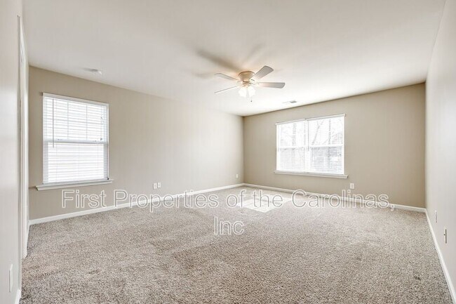 Building Photo - 3000 Sewee Ln