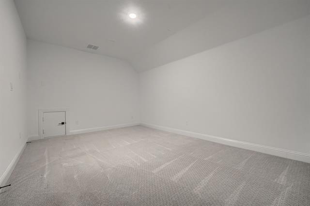 Building Photo - 370 Shirebrook Ln