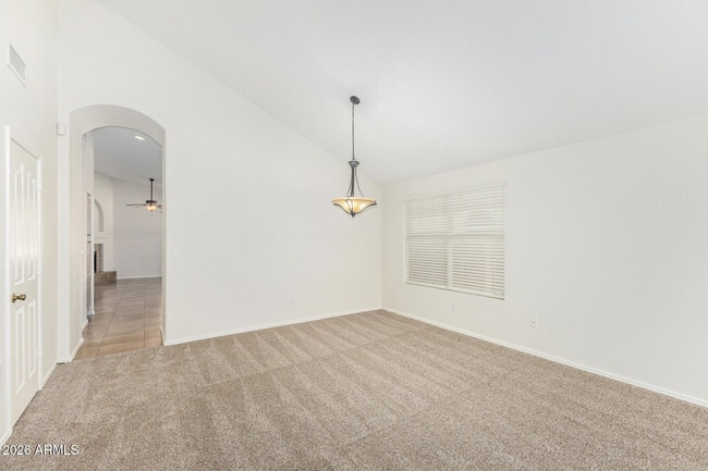 Building Photo - 1180 W Jeanine Dr