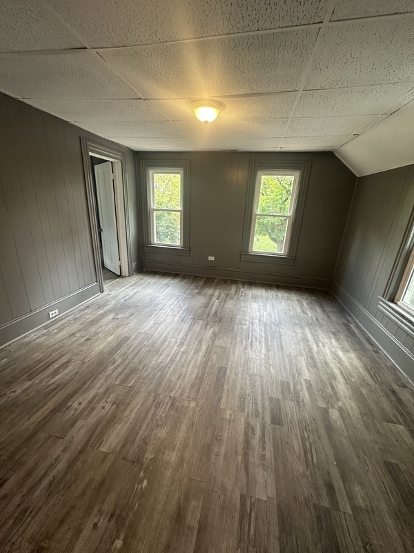 Building Photo - 2180 W 83rd St