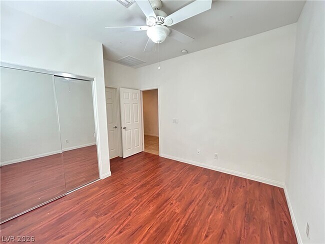 Building Photo - 1030 Via Nandina Pl